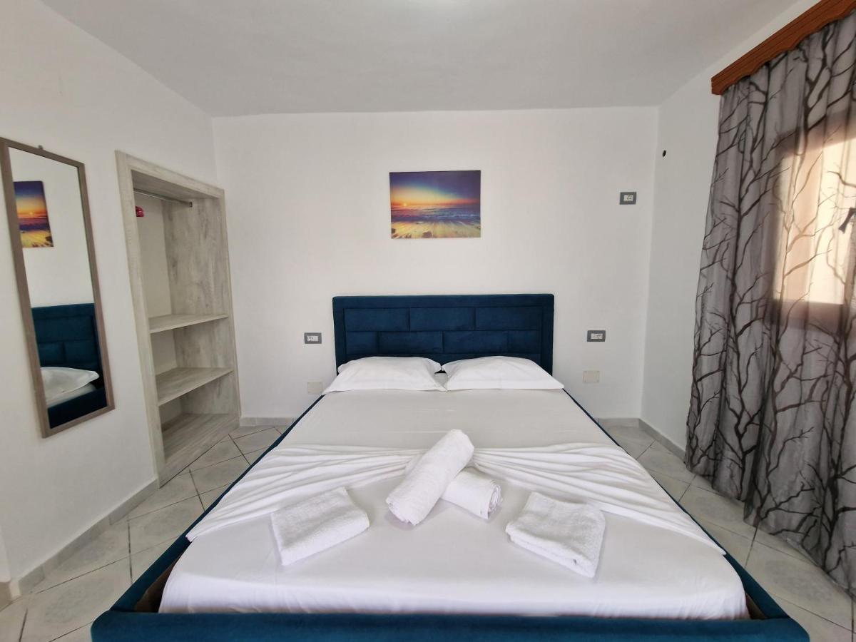 Petrefi Apartments Ksamil Exterior foto